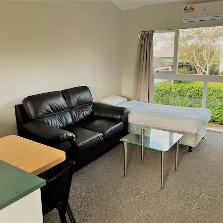 Ranfurly Evergreen Motel Auckland Exterior photo