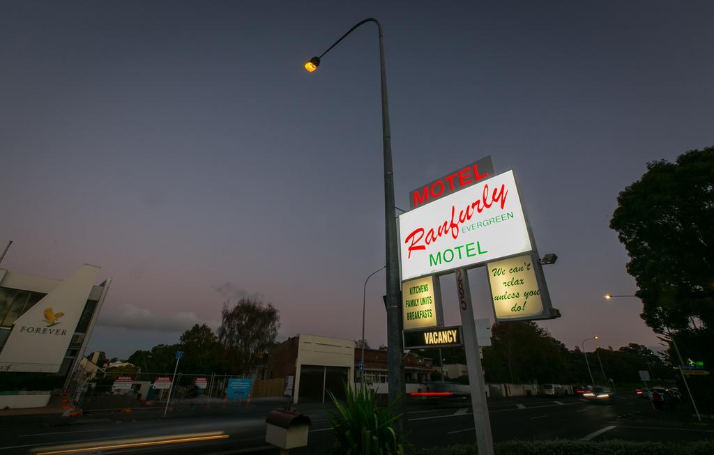 Ranfurly Evergreen Motel Auckland Exterior photo