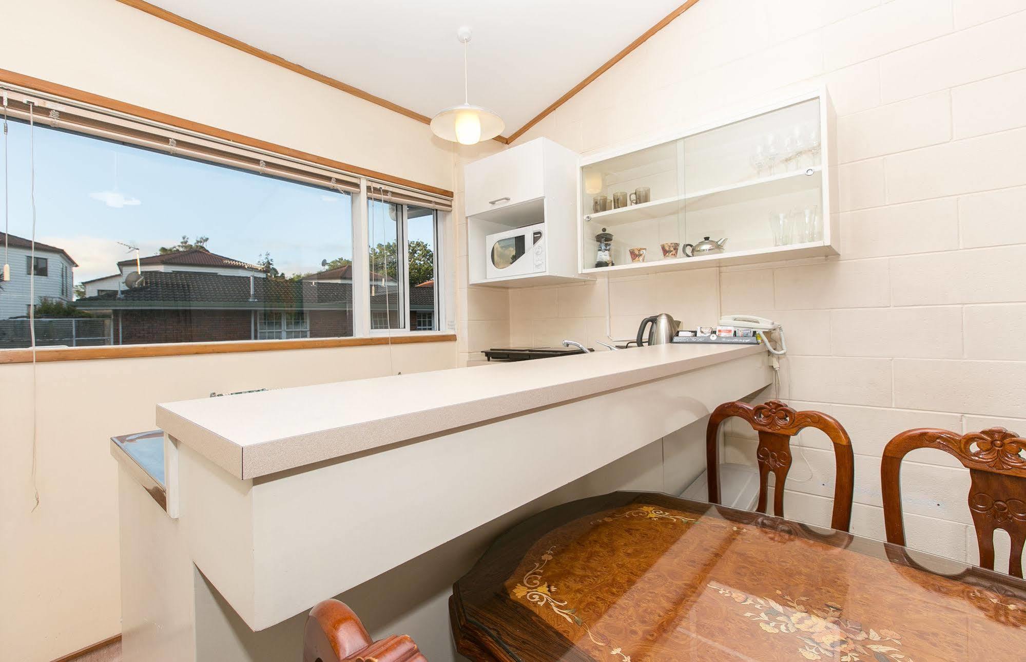 Ranfurly Evergreen Motel Auckland Exterior photo